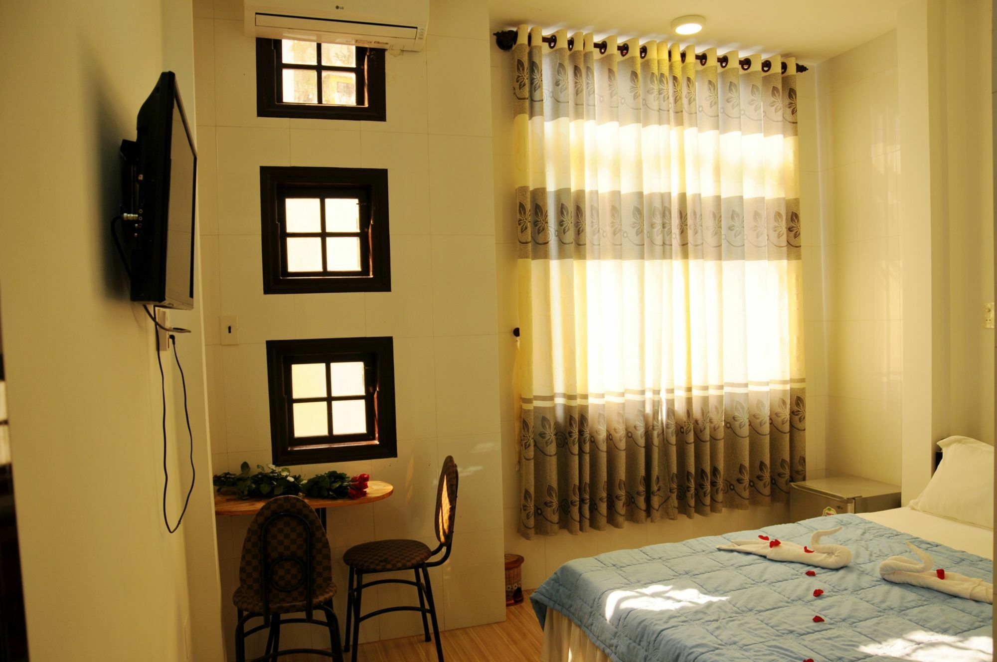 Bien Khoi Mini Hotel Hue Bagian luar foto